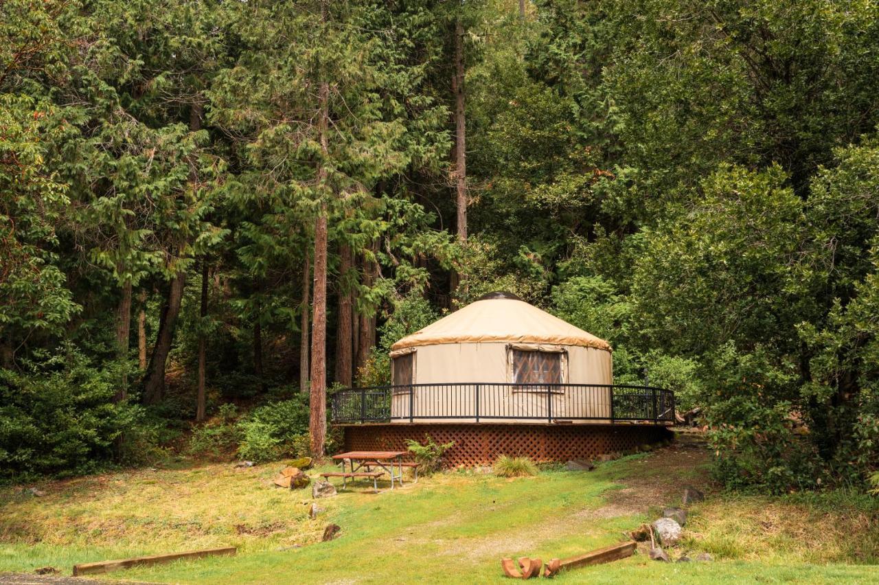 Redwood Meadows Rv Resort Crescent City Buitenkant foto