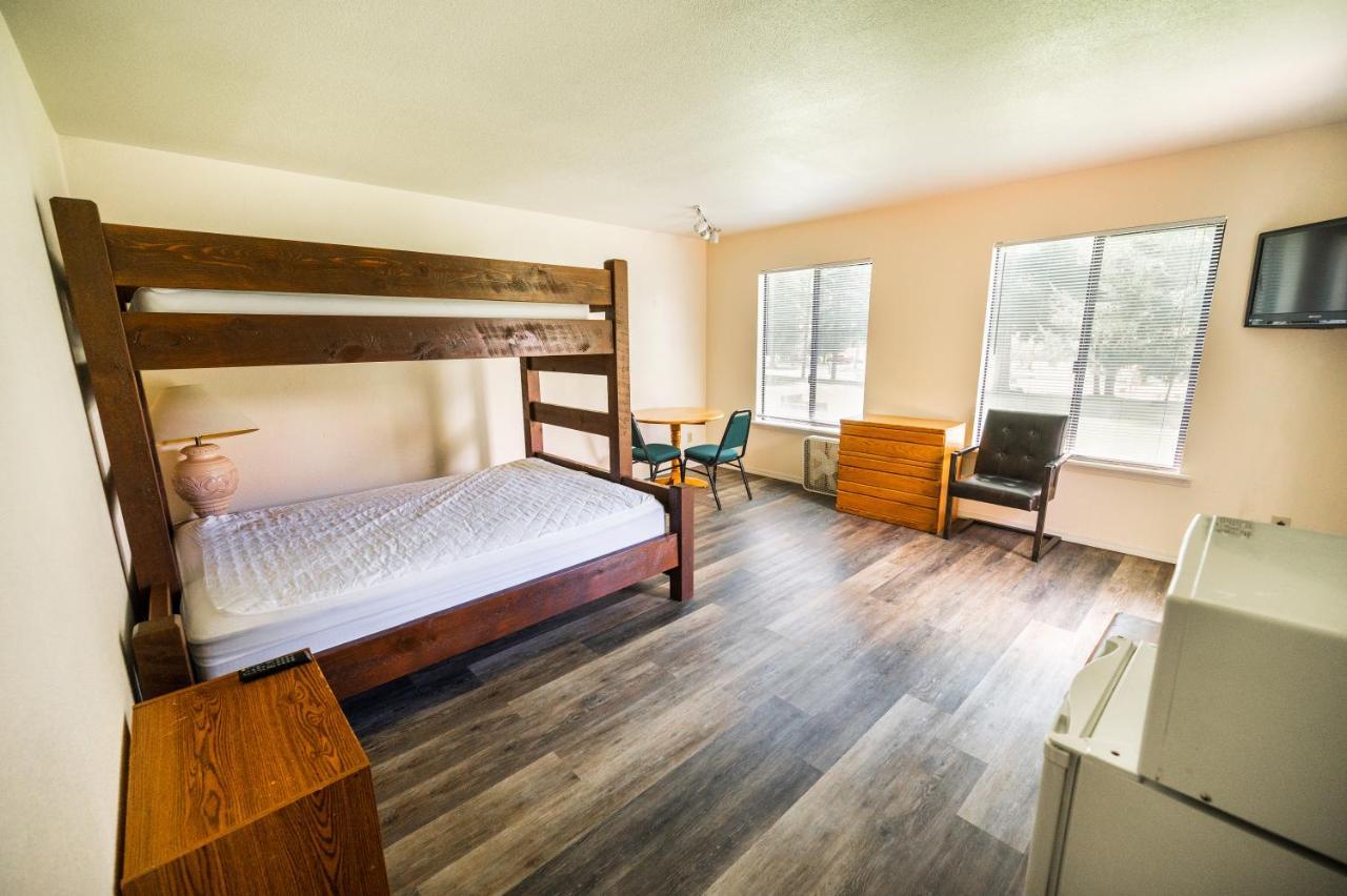 Redwood Meadows Rv Resort Crescent City Buitenkant foto